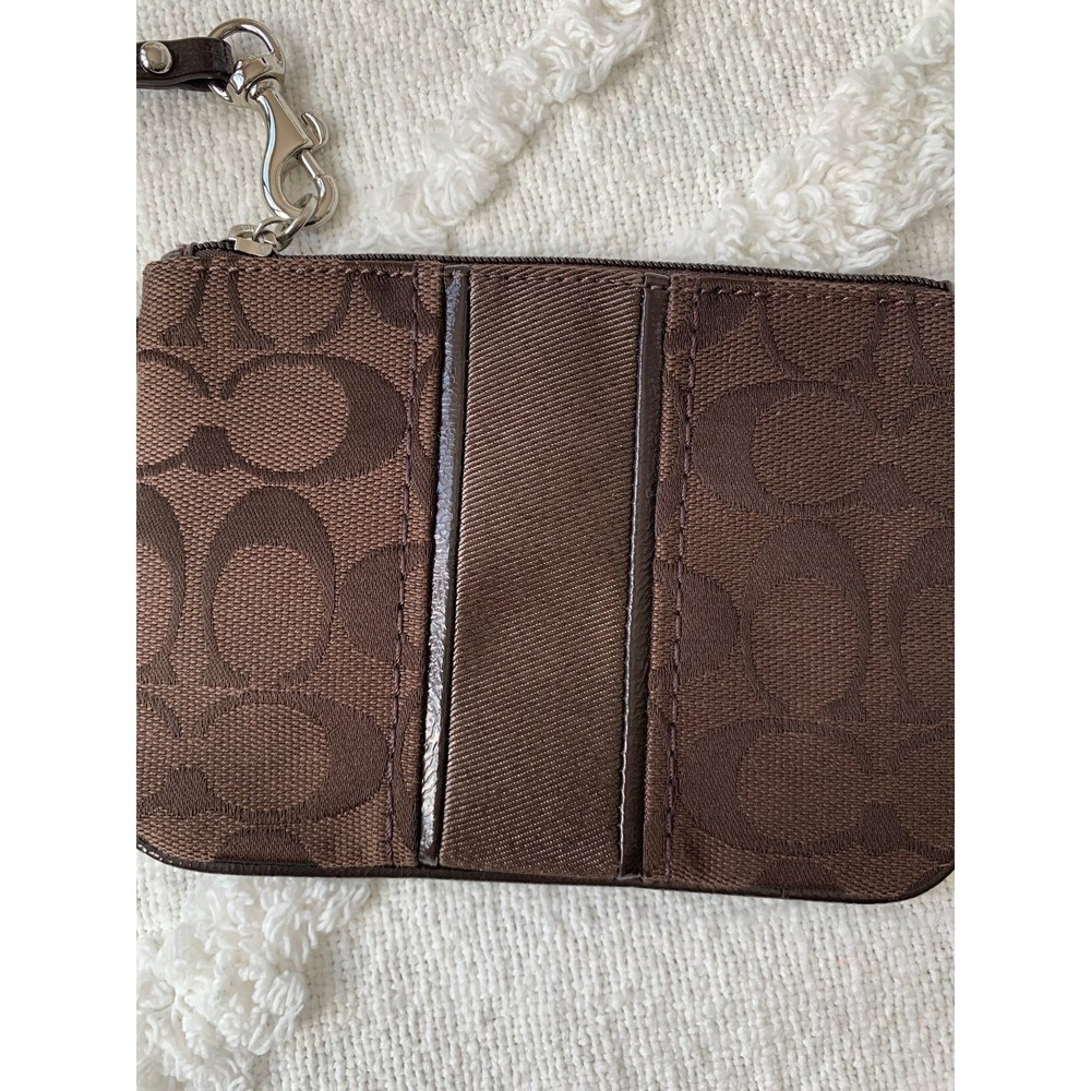 Coach mahogany small wristlet - Picture 2 of 7